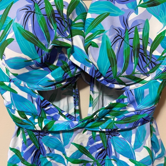 Swimsuits For All Tropical Blue and Green One Piece - Picture 4 of 4